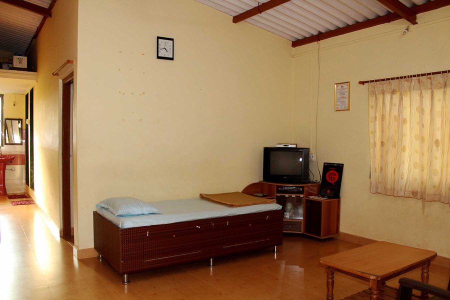 ganpatipule hotels